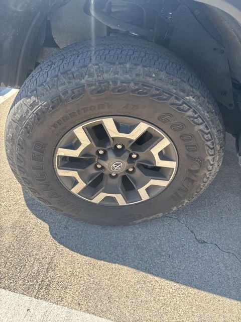 2023 Toyota Tacoma TRD Off-Road V6