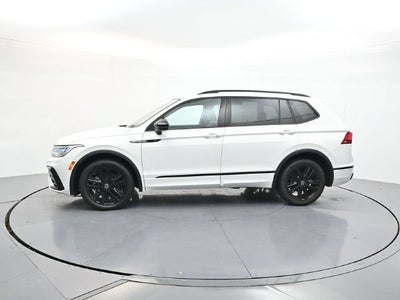 2022 Volkswagen Tiguan 2.0T SE R-Line Black