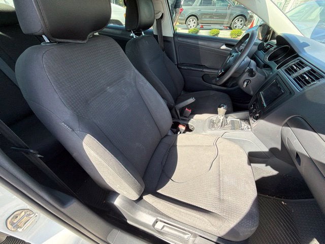 2015 Volkswagen Jetta 2.0L S