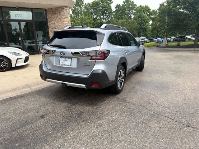 2025 Subaru Outback Touring
