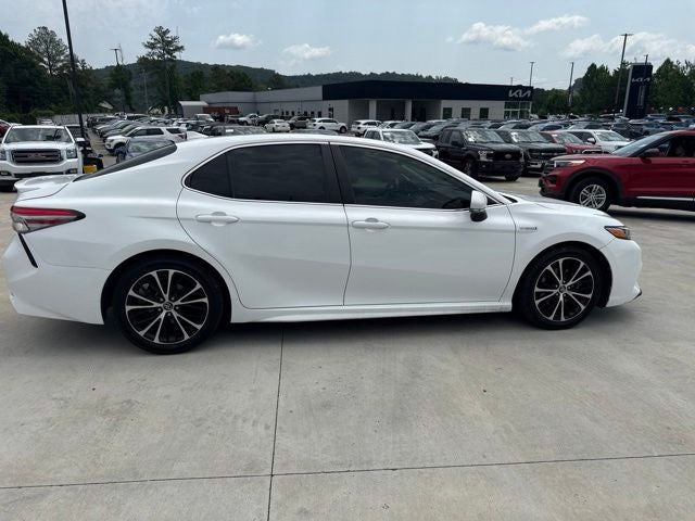 2019 Toyota Camry Hybrid Hybrid SE