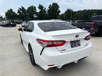 2019 Toyota Camry Hybrid Hybrid SE