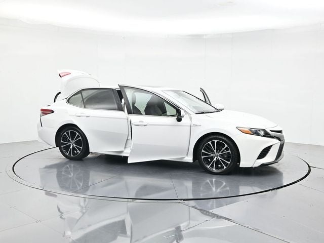 2019 Toyota Camry Hybrid SE