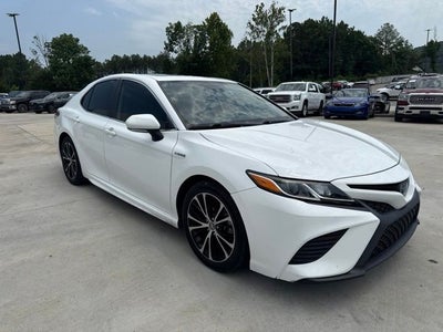 2019 Toyota Camry Hybrid Hybrid SE