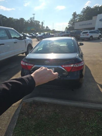 2017 Toyota Camry LE