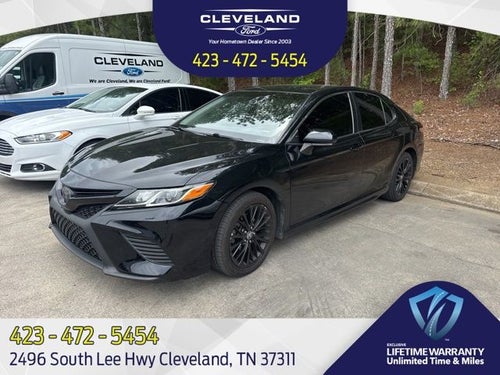 2020 Toyota Camry SE