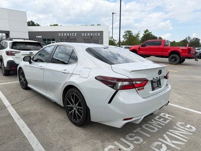 2024 Toyota Camry SE
