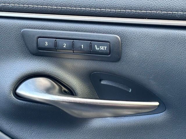 2023 Lexus ES Base