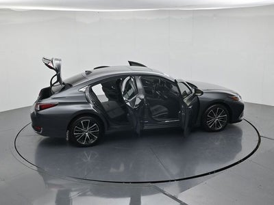 2023 Lexus ES Base