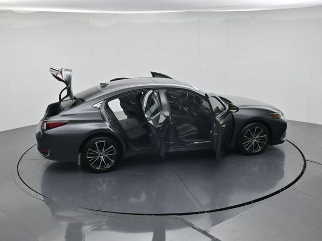 2023 Lexus ES Base
