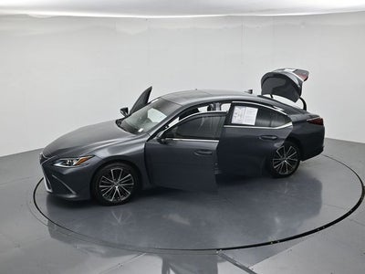 2023 Lexus ES Base