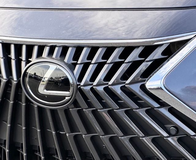 2023 Lexus ES Base