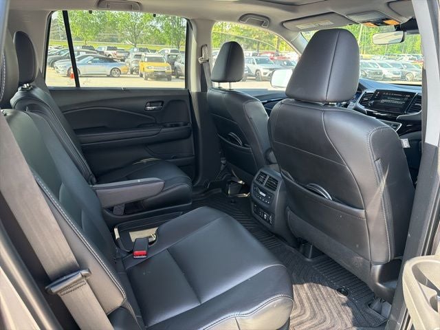 2021 Honda Pilot Touring 7 Passenger