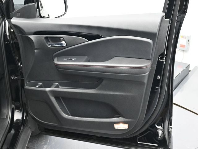 2025 Honda Ridgeline Black Edition