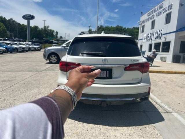 2017 Acura MDX 3.5L SH-AWD w/Advance Package