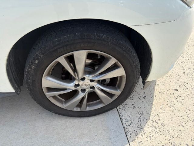 2015 INFINITI QX60 AWD 4dr