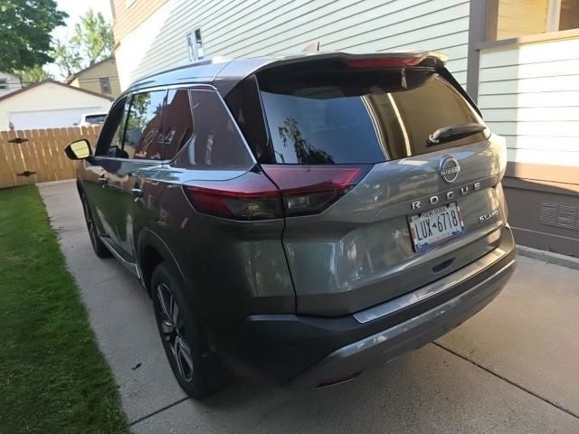 2023 Nissan Rogue SL