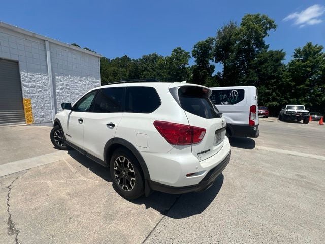 2019 Nissan Pathfinder SL