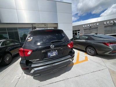 2017 Nissan Pathfinder S