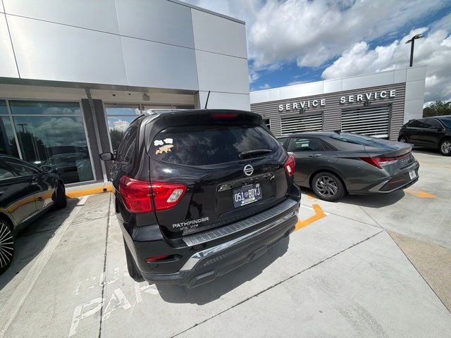 2017 Nissan Pathfinder S