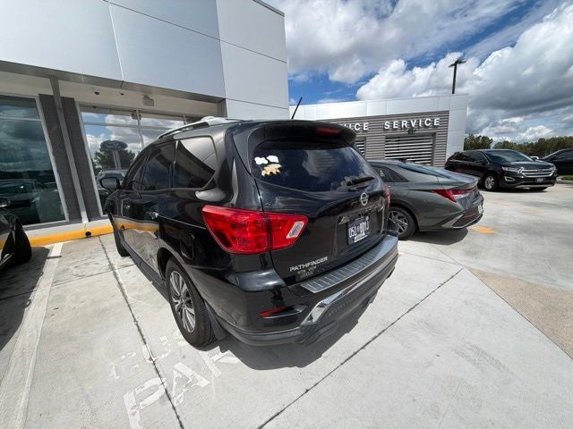 2017 Nissan Pathfinder S