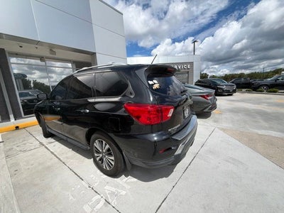 2017 Nissan Pathfinder S