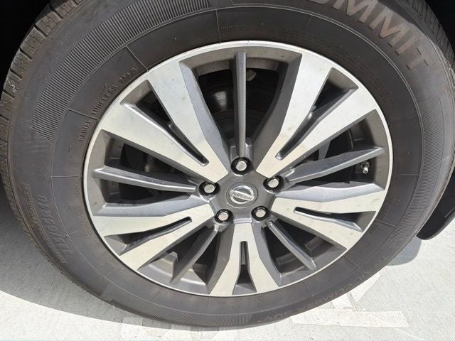 2017 Nissan Pathfinder S