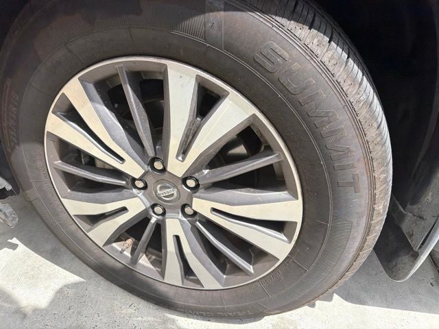 2017 Nissan Pathfinder S