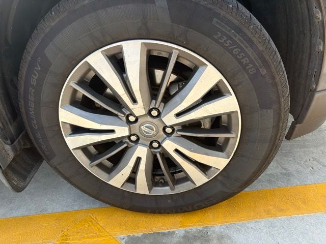 2017 Nissan Pathfinder S