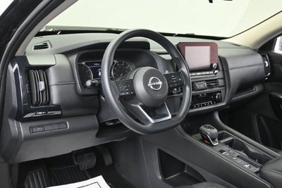 2024 Nissan Pathfinder S
