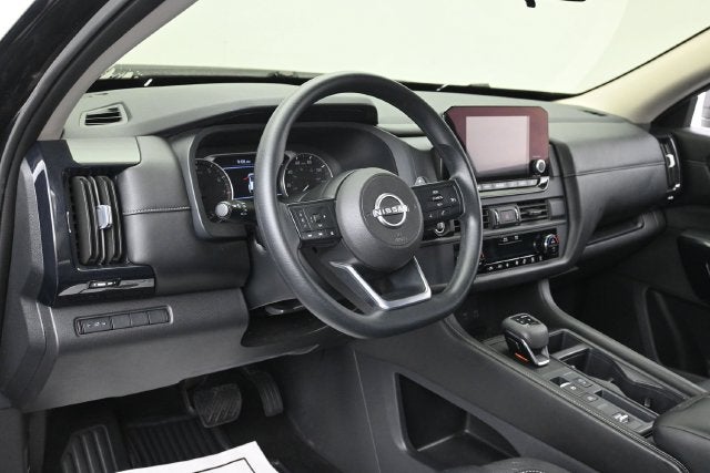 2024 Nissan Pathfinder S