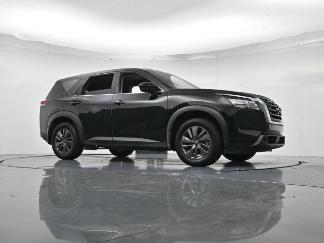 2024 Nissan Pathfinder S