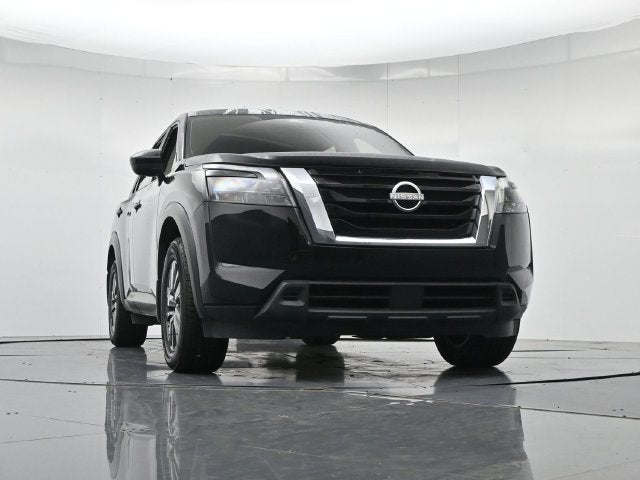 2024 Nissan Pathfinder S