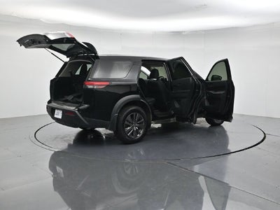 2024 Nissan Pathfinder S