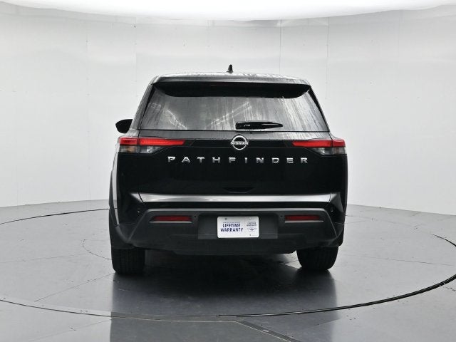 2024 Nissan Pathfinder S