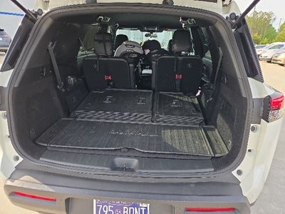2024 Nissan Pathfinder Rock Creek