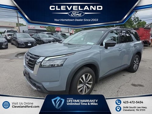 2024 Nissan Pathfinder SL