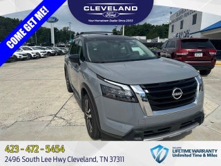 2025 Nissan Pathfinder Platinum