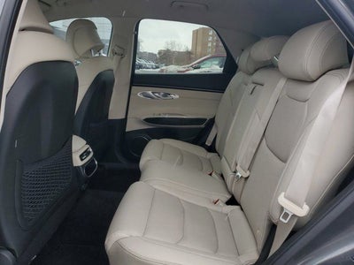 2024 Genesis GV70 2.5T