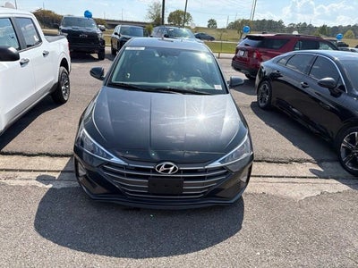 2020 Hyundai Elantra SE