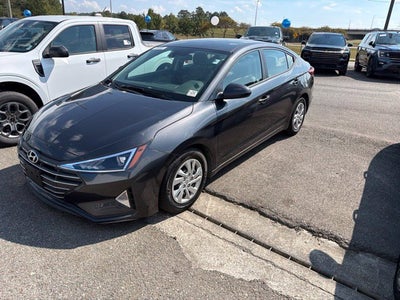 2020 Hyundai Elantra SE