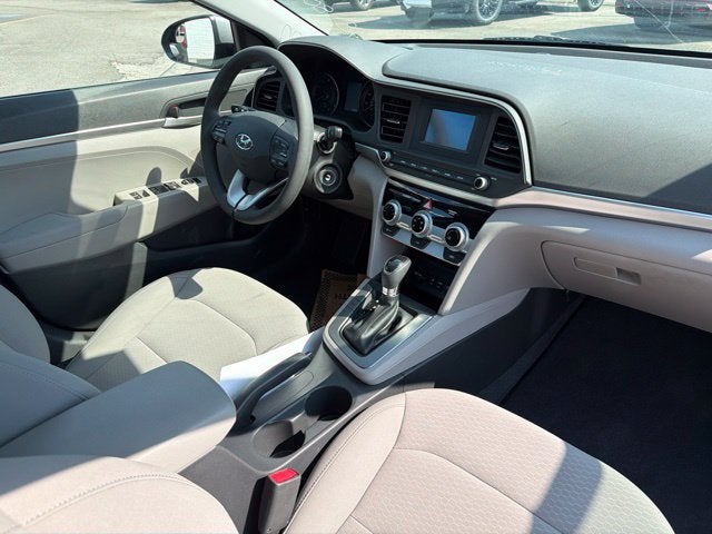 2019 Hyundai Elantra SE