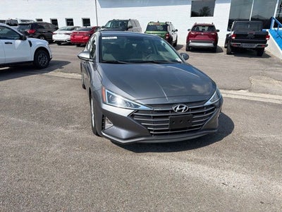 2019 Hyundai Elantra SE