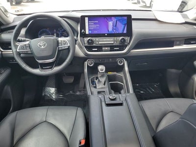 2024 Toyota Grand Highlander Platinum