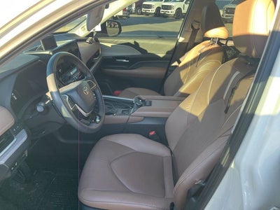 2024 Toyota Grand Highlander Base