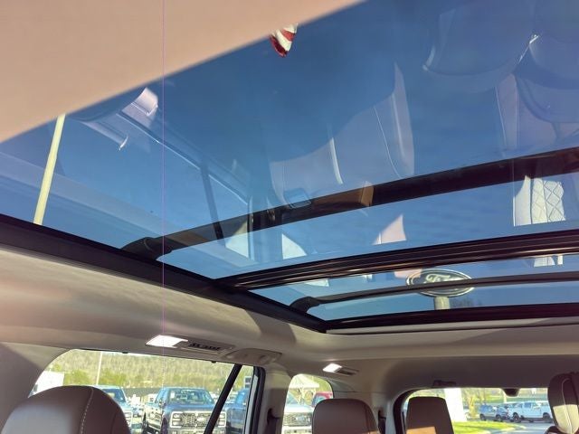 2024 Toyota Grand Highlander Base