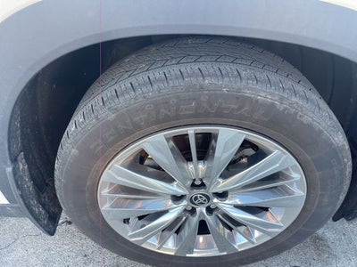 2024 Toyota Grand Highlander Base