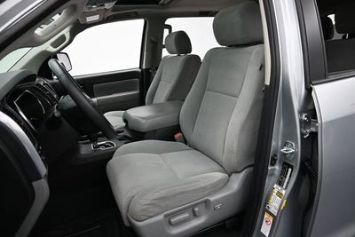 2022 Toyota Sequoia SR5
