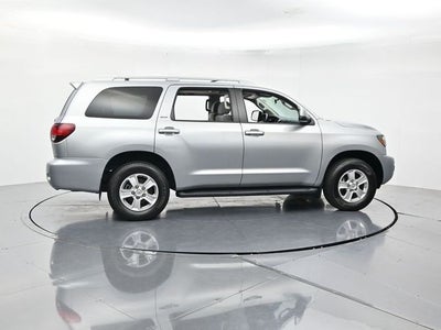 2022 Toyota Sequoia SR5