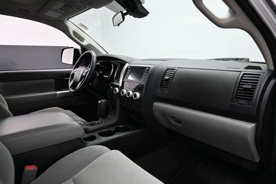2022 Toyota Sequoia SR5
